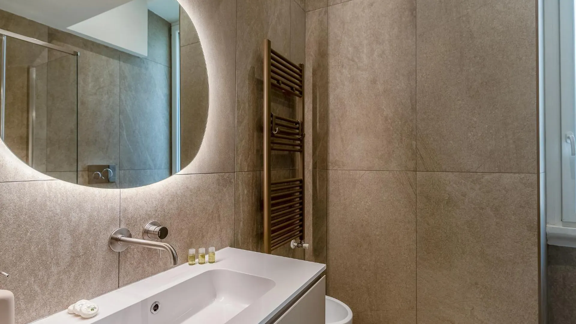 Luxury Apartment - Near Stazione Centrale Μιλάνο